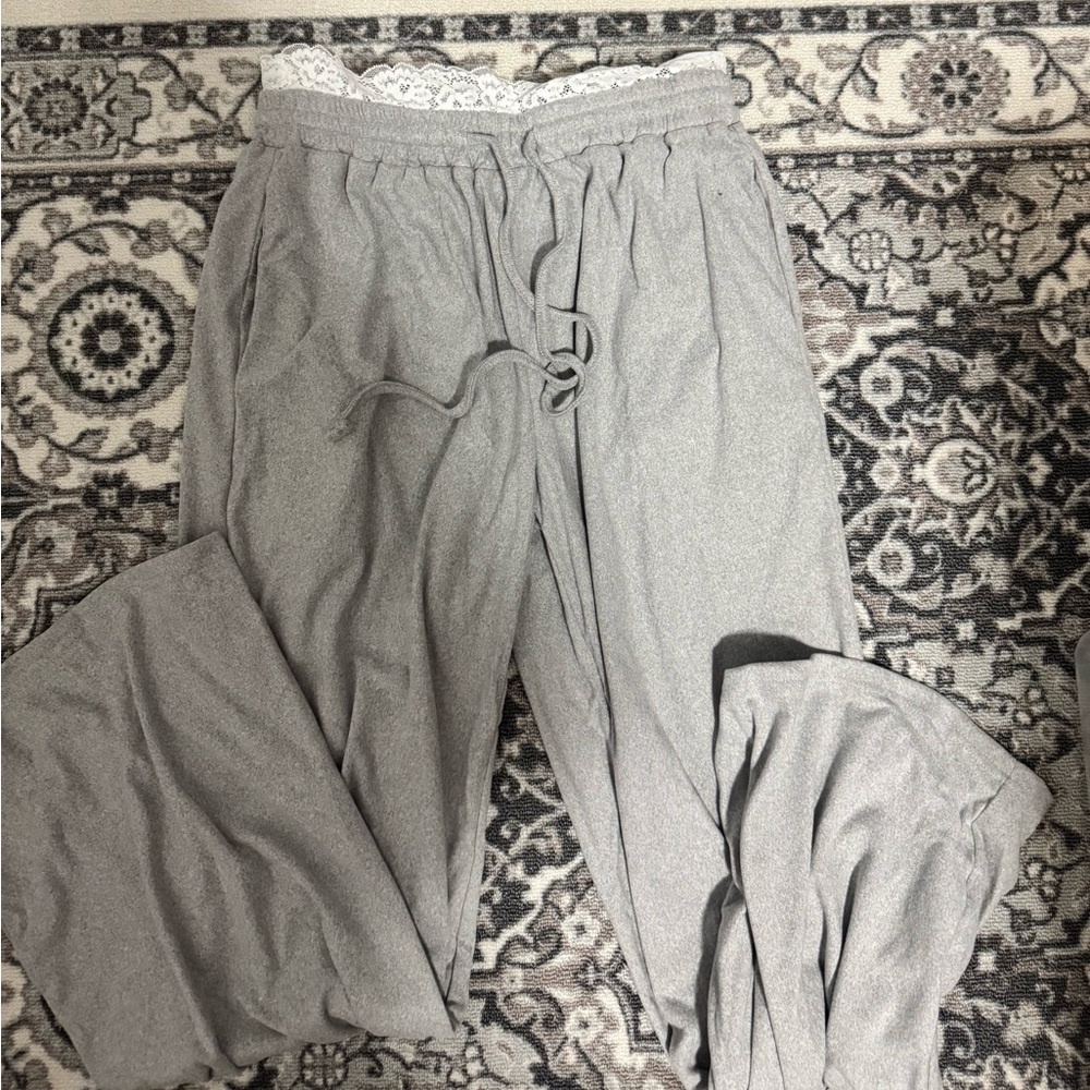 SHEIN Gray Ruffled Sweatpants - Picture 2 of 3